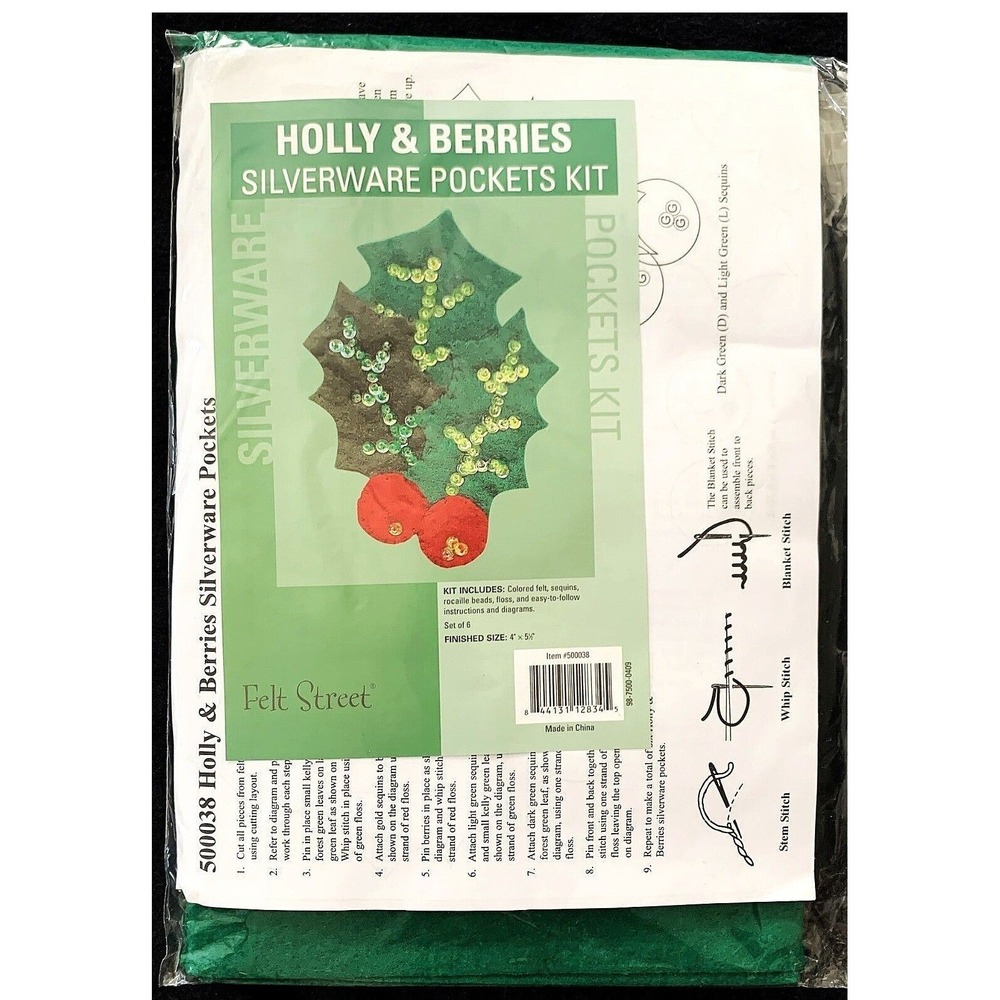 Christmas HOLLY Craft Kit Felt Beads Sequins make 6 Flatware or Gift Pockets NOS